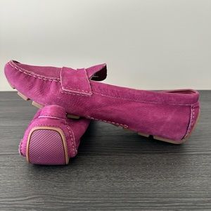 Size 9 purple Cole Haan loafer/ driving moccasin